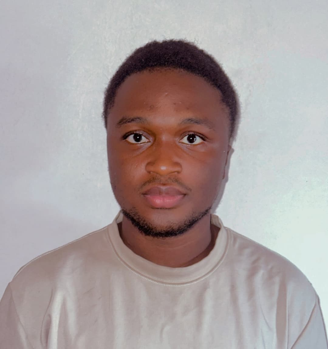 Portrait of Ayomide Oloyede